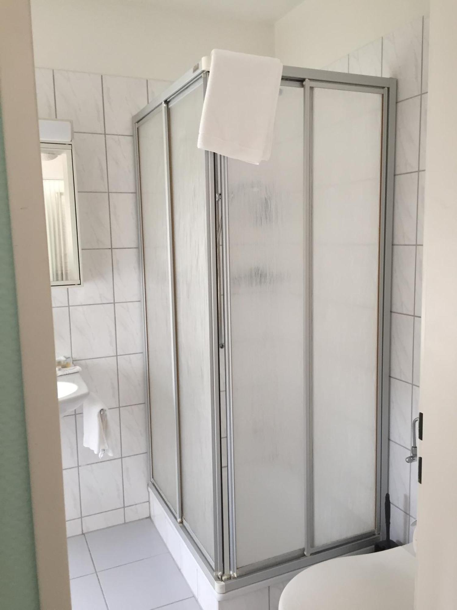 Hotel Mare & Monti Bassersdorf Room photo
